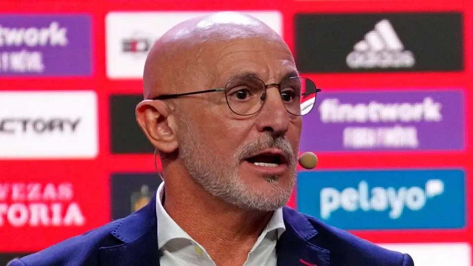 Luis de la Fuente elogia a Álvaro Fidalgo y destaca el crecimiento del futbol mexicano rumbo al Mundial 2026