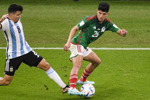 Selección Mexicana: Kevin Álvarez 'enamora' a la hija de Canelo Álvarez y Karely Ruiz en Qatar 2022