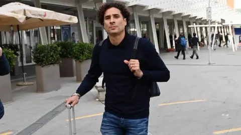 Memo Ochoa: Este es el número que usará con el Salernitana