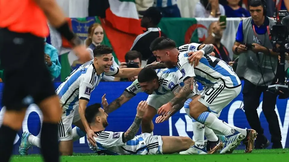 Qatar 2022: Penalti ante Francia, el quinto que marcan a favor de Argentina en el Mundial