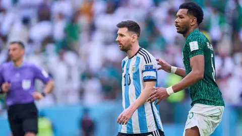 Defensa de Arabia Saudita reveló lo que le gritó a Messi para desconcentrarlo