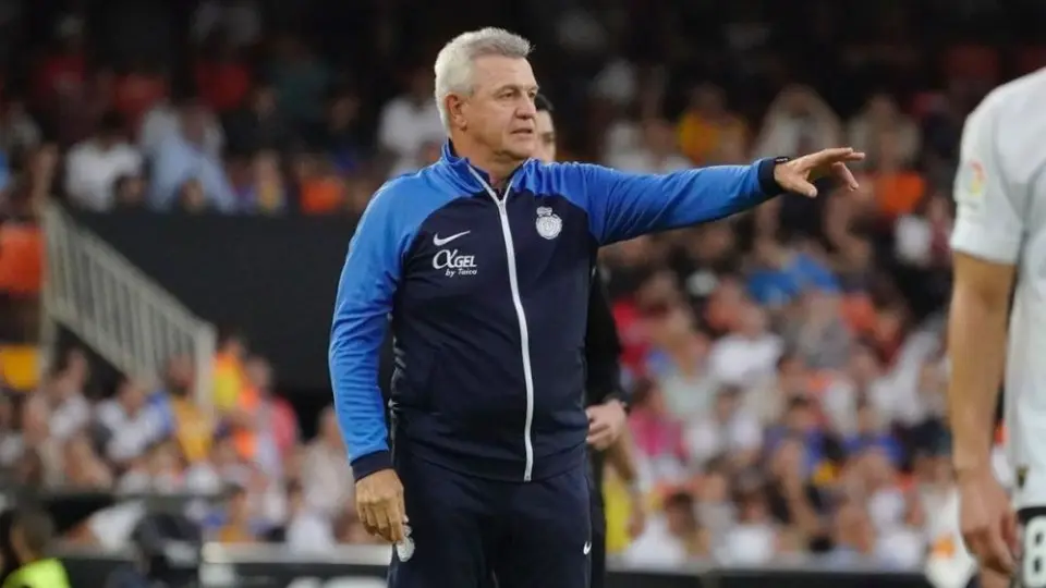 Javier Aguirre: 'Lo que dice el acta sobre mi expulsión es mentira'