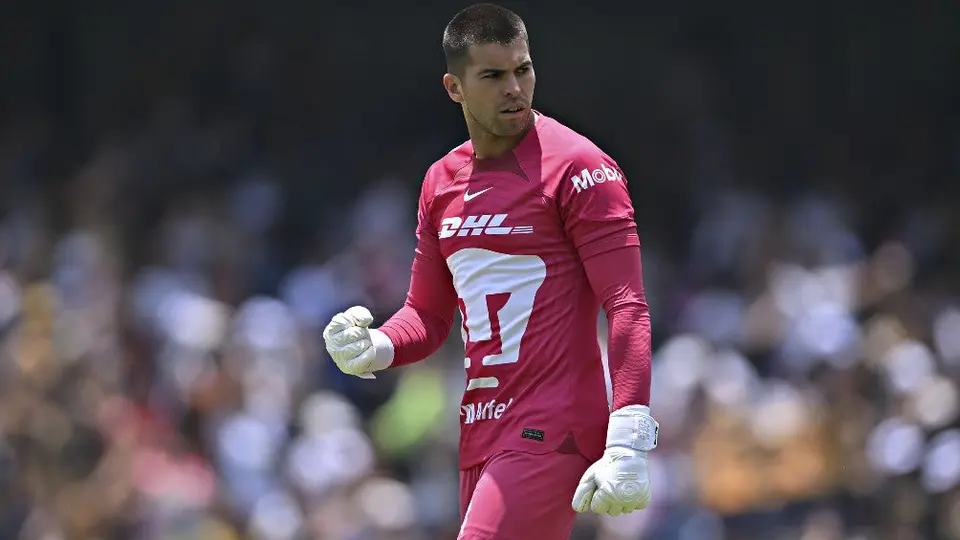 Julio González sobre la posible llegada de Dani Alves: "Nos daría un salto de calidad mayor"
