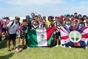 Familiares de jóvenes varados en Perú piden ayuda presidencial: 'Que AMLO intervenga'