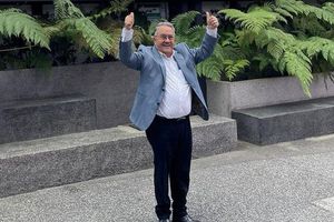 Pedro Sola: Confesó que quiere posar sin ropa