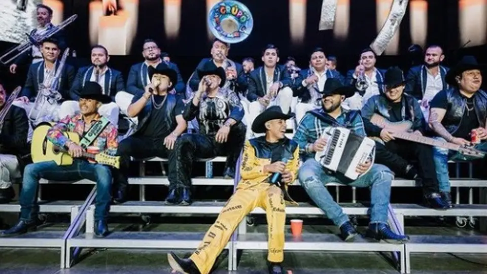 Grupo Firme: Vocalistas sufrieron accidente a horas de presentarse en el Zócalo