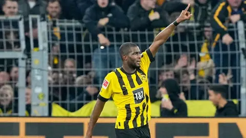 Bundesliga: Dortmund rescató empate con agónico gol de Modeste en el Clásico Alemán