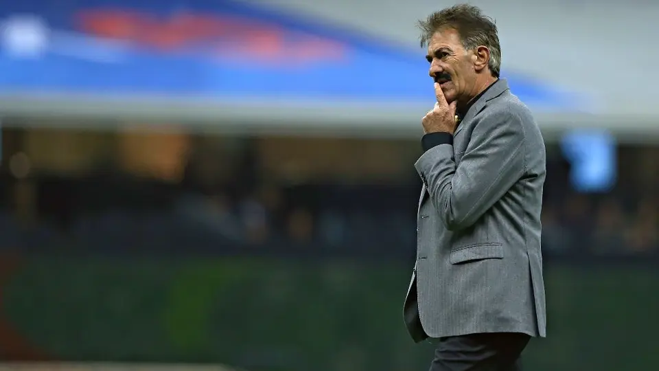La Volpe: 'Hacer una lista de convocatoria para un Mundial siempre es difícil'