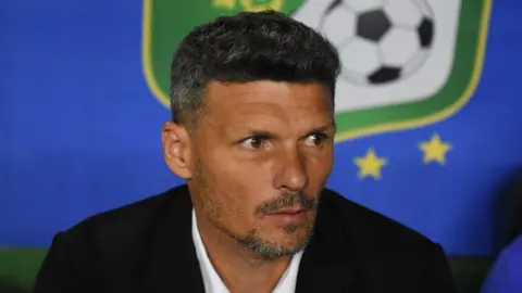 Tano Ortiz tras la derrota vs León: 'Tengo ese sabor amargo de habernos llevado un poco más'
