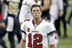 Todd Bowles aseguró que a Brady le pesan sus problemas personales