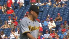 Manny Bañuelos: Mexicano colgó dos ceros en victoria de Pirates ante Phillies
