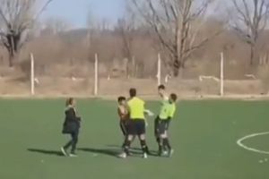 Niño intentó golpear a árbitro en liga infantil de Argentina