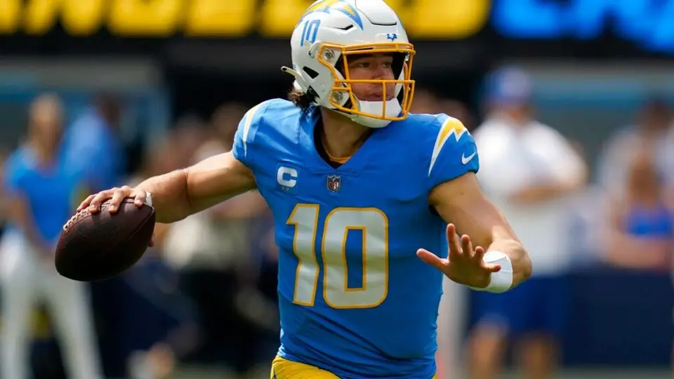 Justin Herbert sobre duelo vs Kansas City: ‘Tengo mucho respeto por Patrick Mahomes’