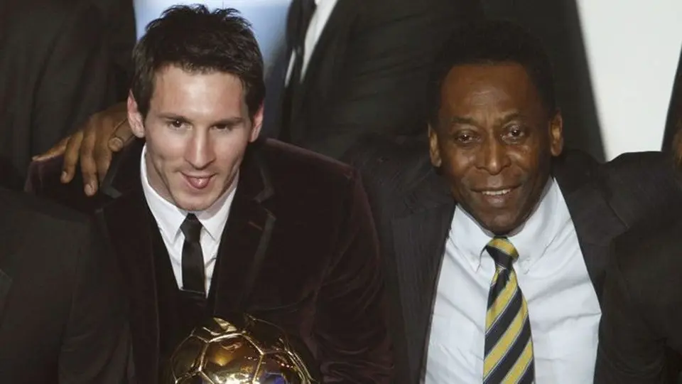 Pelé tras felicitar a Messi: 'Era merecido por su trayectoria. Diego está sonriendo ahora'
