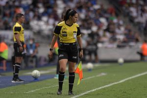 Qatar 2022: La árbitra Karen Díaz apareció en el clip de la canción mundialista ‘Light the Sky’