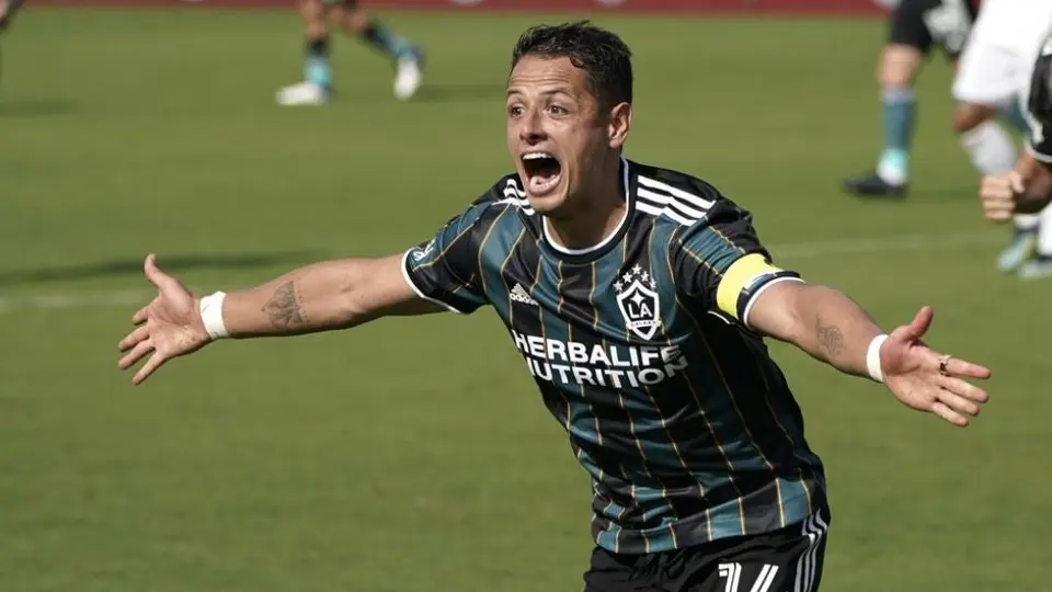 Chicharito Hernández: Superó los 200 goles a nivel de clubes