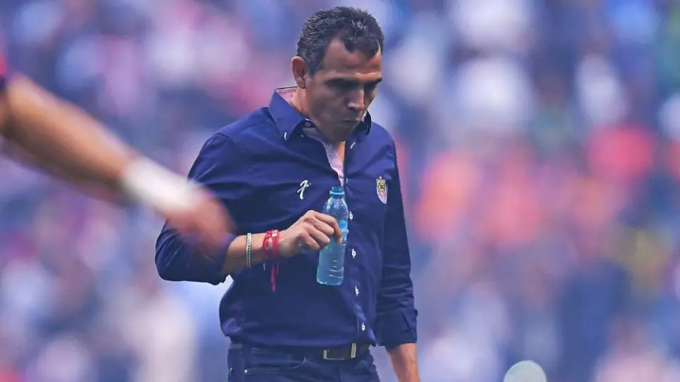 Chivas: Ricardo Cadena dejó en el aire su futuro tras caer ante Puebla