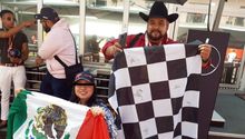 F1: Fanática cumplió su sueño y festejó sus XV años en el GP de México