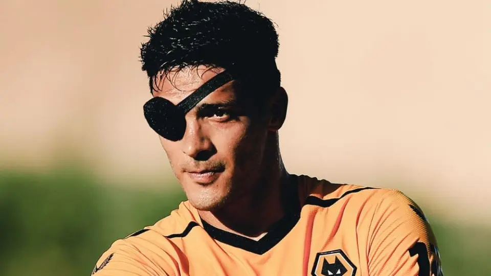Raúl Jiménez: Anotó en el partido de pretemporada ante el Deportivo Alavés