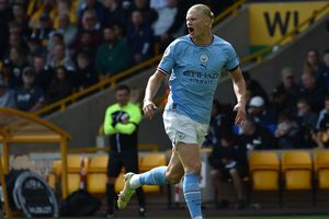 Video: Erling Haaland tuvo un gesto con el utilero del Manchester City dejando ver su eduación