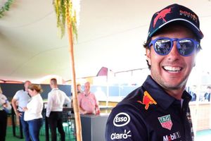 Checo Pérez: Finalizó en décimo puesto en la segunda práctica libre