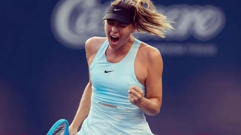 María Sharapova dio la bienvenida a Theodore, su primogénito