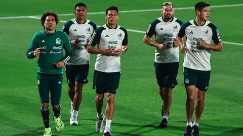 Selección Mexicana: Pocas risas y tensión en el entrenamiento dominical