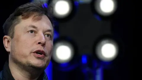 Elon Musk: Desistió de adquirir Twitter; la compañía lo demandará