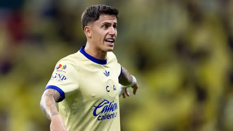 Brian Rodríguez, jugador del América, en partido ante Rayados de Monterrey | MEXSPORT