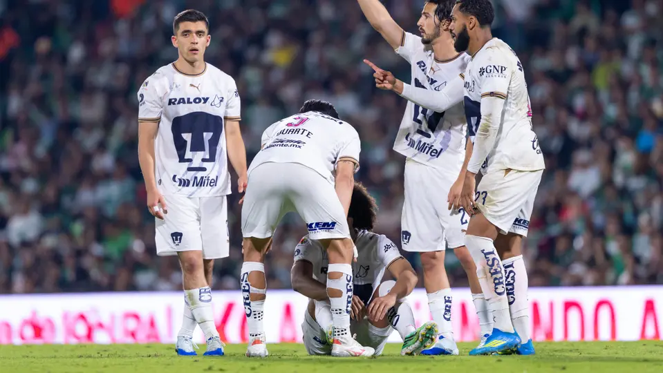 Adalberto Carrasquilla, jugador de Pumas, en el duelo ante Santos | MEXSPORT