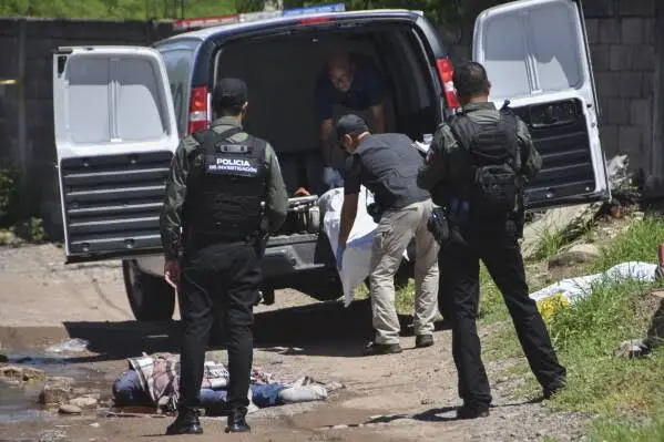 La Nueva Familia Michoacana fue incluida en la lista terrorista de Argentina por sus presuntos vínculos con el tráfico internacional de drogas y la minería ilegal./ AP