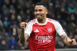 Doblete de Gabriel Jesús impulsa victoria del Arsenal sobre el Inter