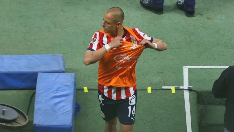 Javier 'Chicharito' Hernández se reencuentra con el gol en Chivas