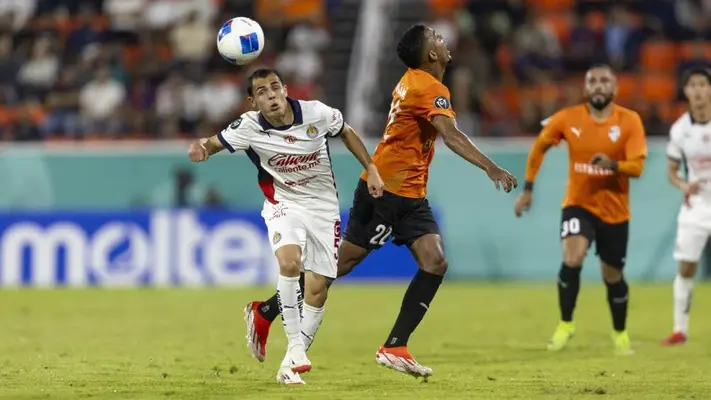 Chivas no pudo ganar ante Cibao, equipo que su plantel tiene casi el mismo valor que ‘Chicharito’