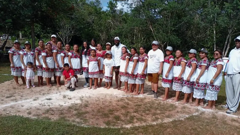Arozarena tiene partido de softbol con equipo maya en Quintana Roo