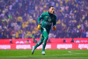 ¡A lo Richard Sánchez! Malagón sorprende con golazo en canchas de Michoacán