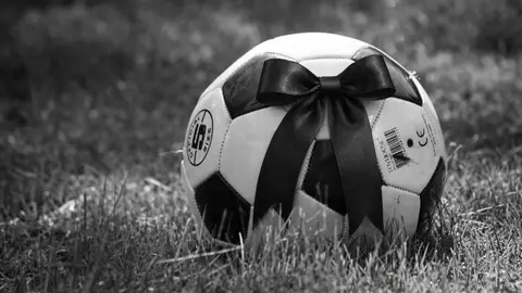 ¡Luto en el futbol! Fallece jugador en Portugal tras desvanecerse en el campo