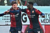 Con Johan Vásquez de titular, el Genoa vence en casa al Venezia