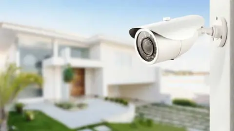 Esta es la multa millonaria por instalar cámaras de seguridad en tu casa