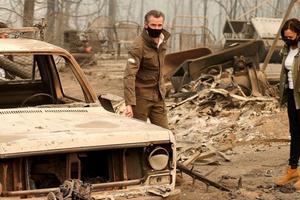 Desalojan de emergencia casa de Kamala Harris tras los incendios en Los Ángeles