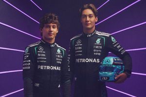 Antonelli y Russell los más rápidos en el tercer día de pretemporada de la F1