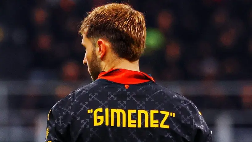 Santiago Giménez es incluido por primera vez en el XI ideal de la Serie A