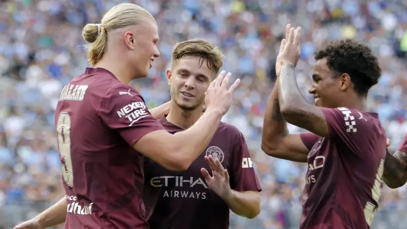¿Competencia para Raúl Jiménez? Fulham va con todo por delantero noruego de Manchester City