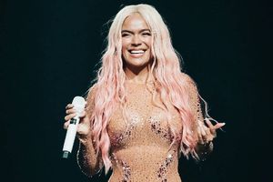 Karol G anuncia su documental: "Mi vida, mi verdad"