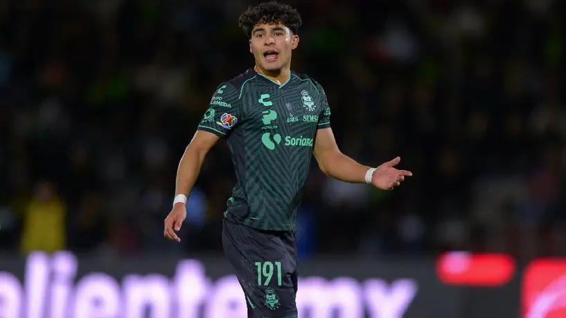 ¡Otro mexicano a Rotterdam! El Feyenoord lanza oferta por Stephano Carrillo