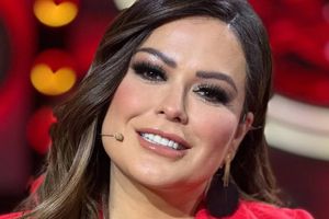 Mariana Echeverría anuncia que está embarazada