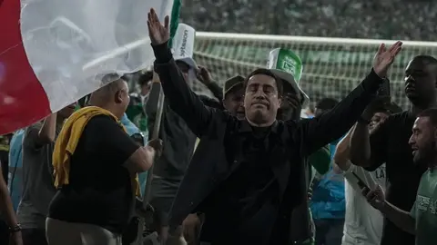 “Efraín Juárez será un gran técnico”: Edwin Cardona se despide del entrenador mexicano