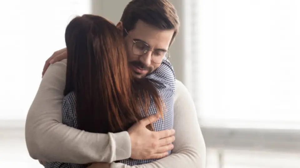 Día Internacional del Abrazo: por qué se celebra el 21 de enero y cuál es su origen