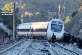Sube a 39 muertos el saldo por descarrilamiento de tren en España