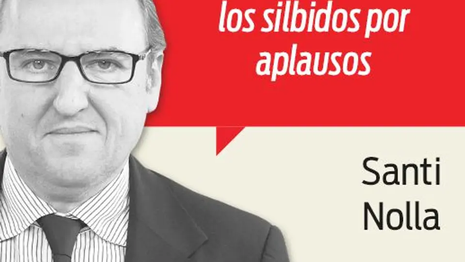 Ovación a Piqué